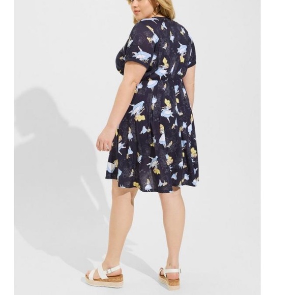 TORRID NWT Disney Alice In Wonderland Skater Dress - Picture 1 of 5